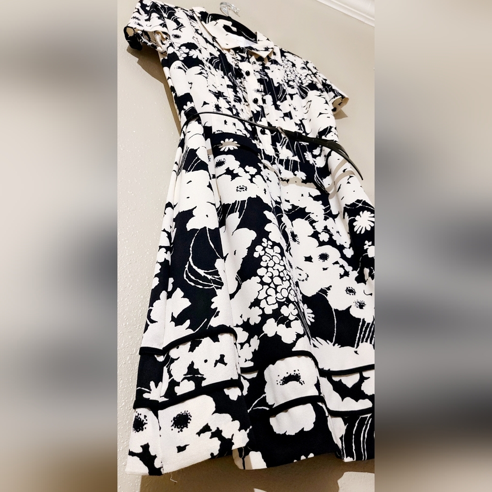 Kate Spade dress - button front with flowers